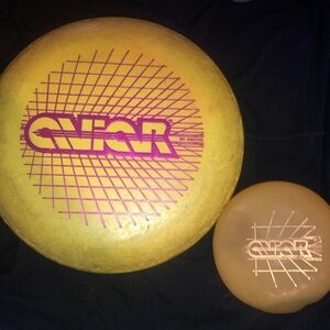 Vintage Aviar First Run Champion Mini & Standard Size